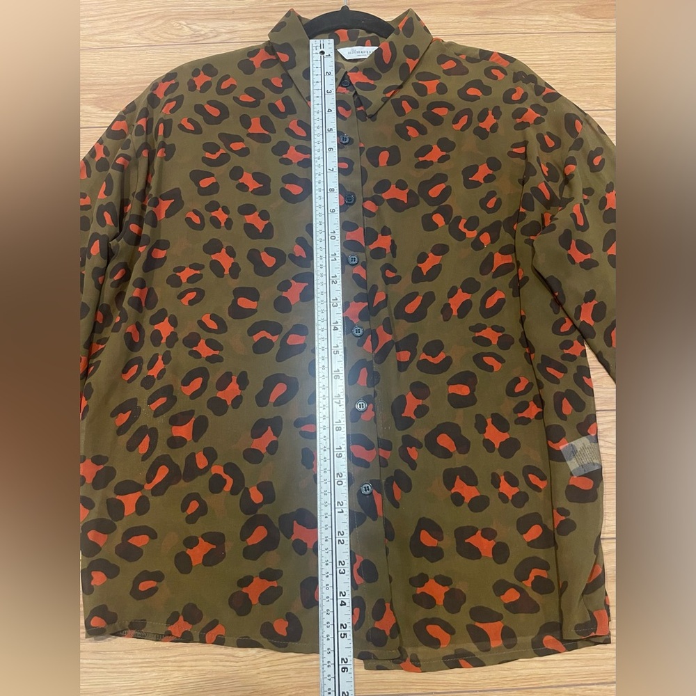 The Bouse & Dress Sheer blouse animal / leopard print long sleeves buttons down - Picture 5 of 9